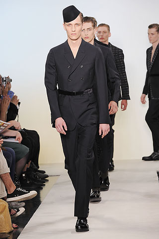 Yves Saint Laurent / - 2011